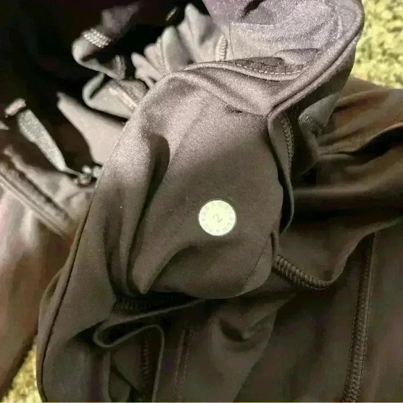 Lululemon Womens Fast Free Crop II *Nulux 19" Burgundy Color Size 2- W6AS5S - Picture 10 of 13